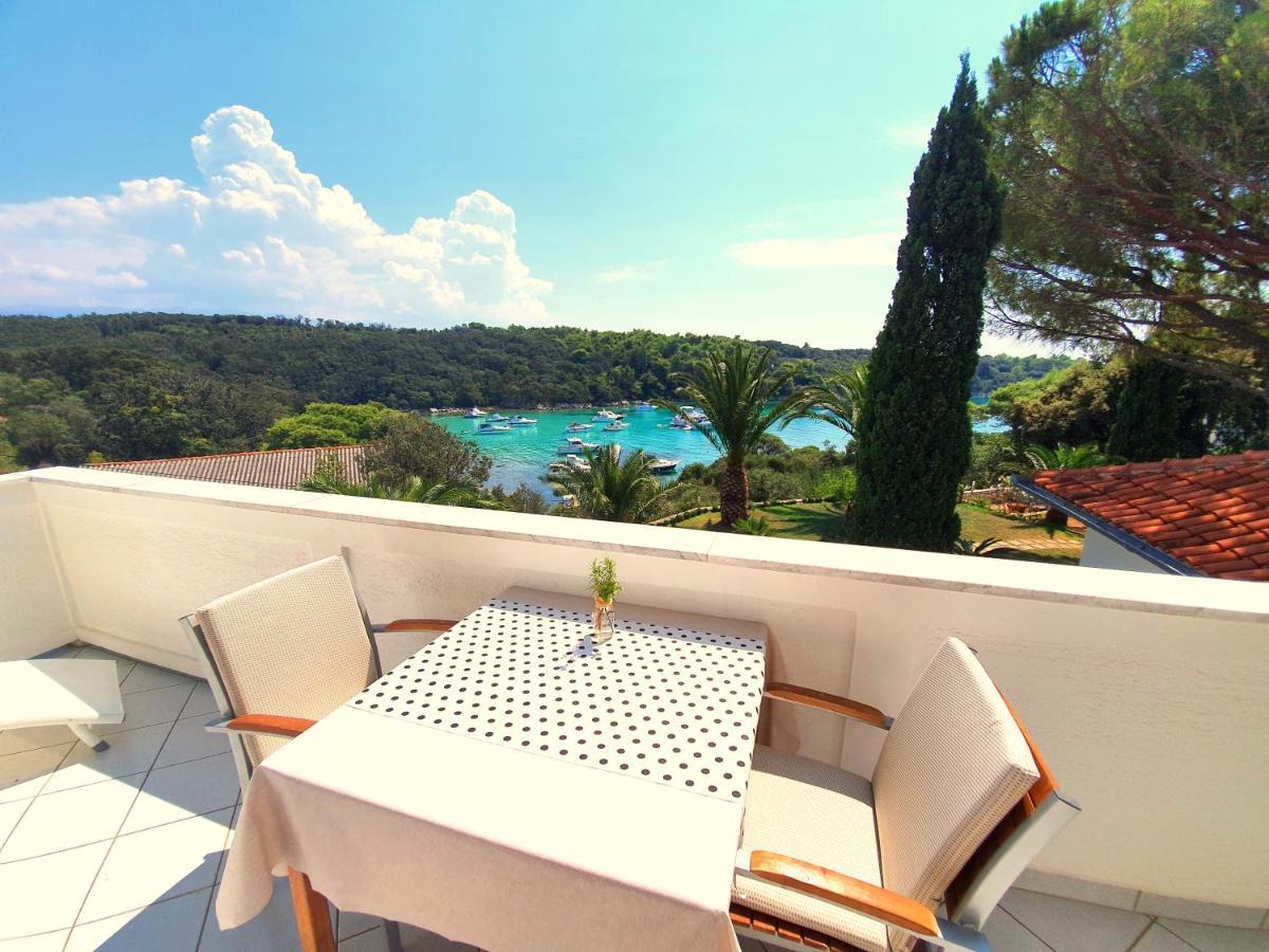 Villa Lucija Rab Town Bagian luar foto