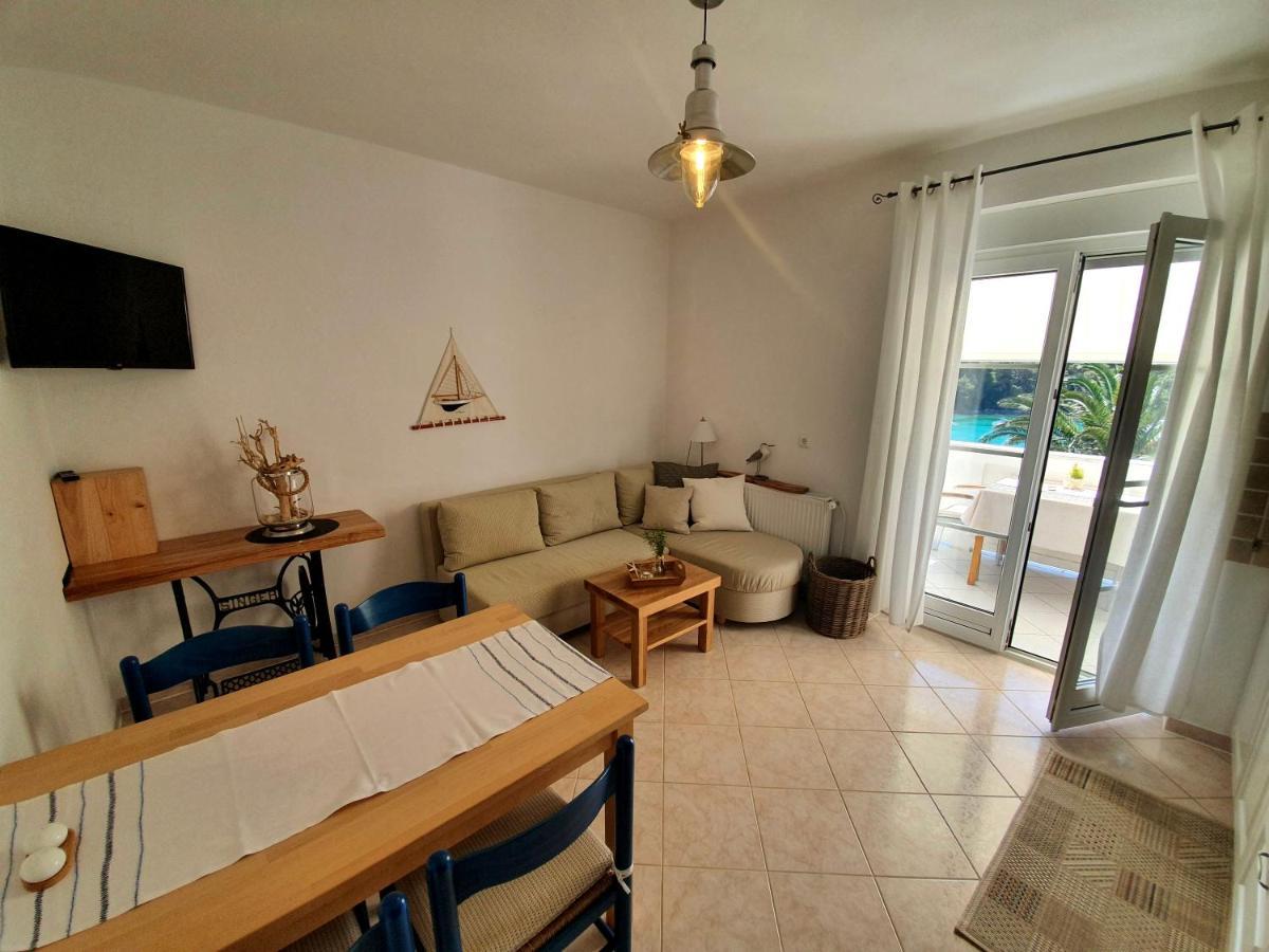 Villa Lucija Rab Town Bagian luar foto