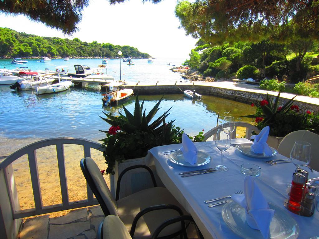 Villa Lucija Rab Town Bagian luar foto