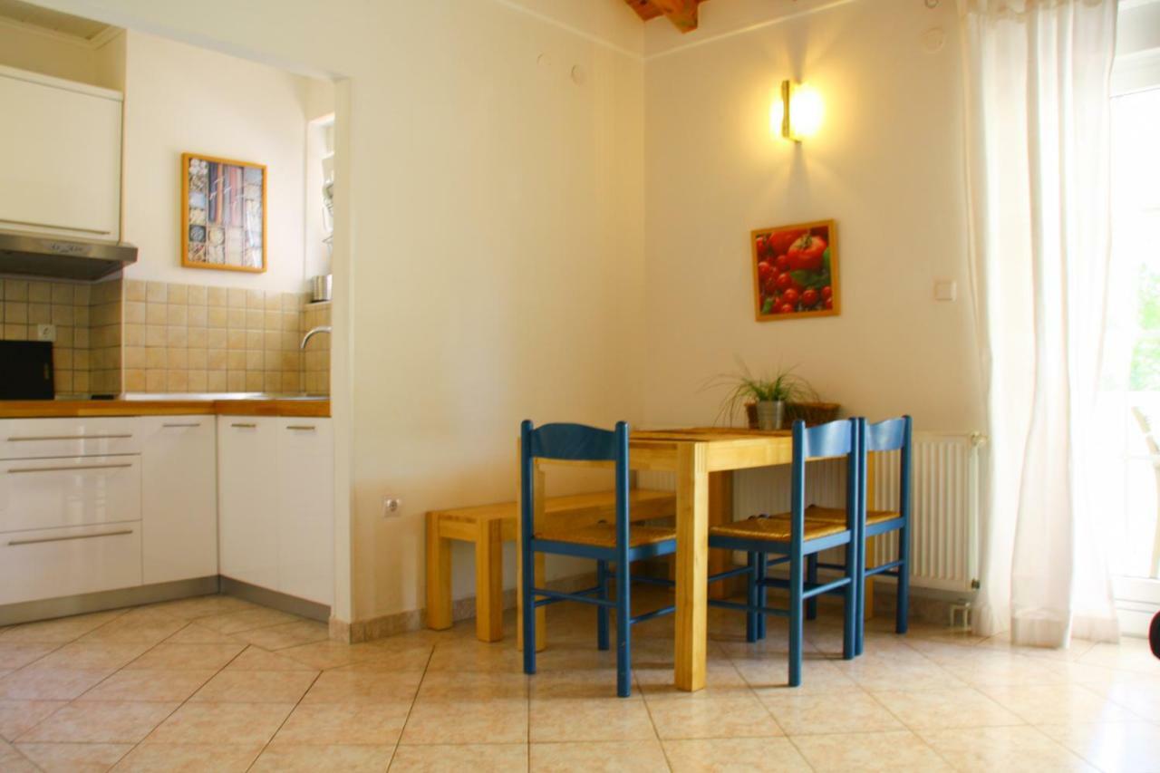 Villa Lucija Rab Town Bagian luar foto